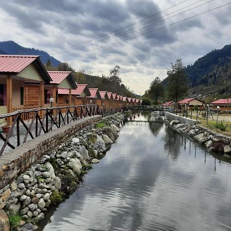 Shivalaya Retreat Hotel Manali  Ngoại thất bức ảnh