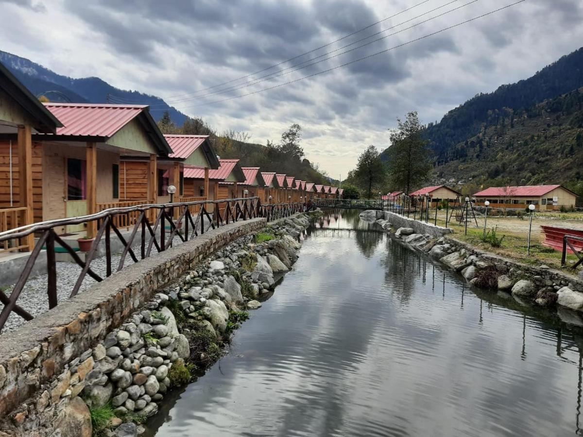 Shivalaya Retreat Hotel Manali  Ngoại thất bức ảnh