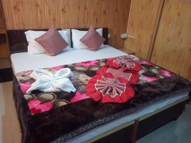 Shivalaya Retreat Hotel Manali  Ngoại thất bức ảnh